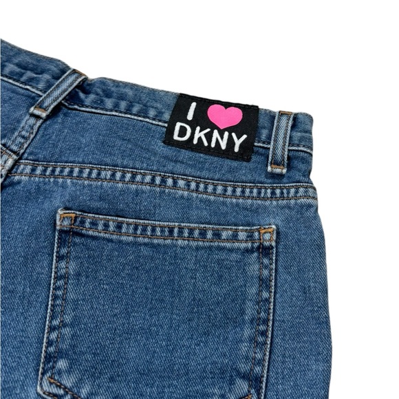 Vintage DKNY Jean Shorts - Picture 4 of 4